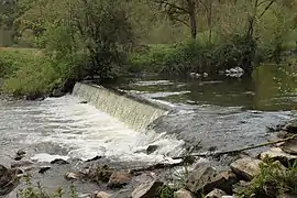 Chaussée sur l'Èvre.