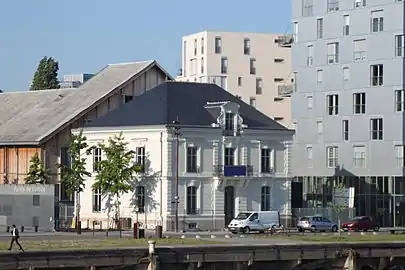 Le bâtiment en 2013 après sa restauration. Il jouxte le palais de justice de Nantes.