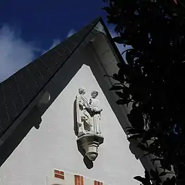 Statuettes de Donatien et Rogatien, rue du Coudray à Nantes.