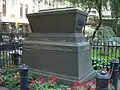 Tombe de James Lawrence au Trinity Church Cemetery.