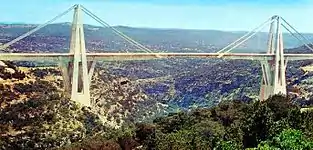 Le pont du Wadi al-Kuf à El Beïda, Libye.