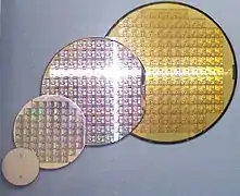 Wafers de différents diamètres.