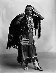 Femme Iroquoise, 1898.