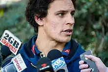 Description de l'image Wallaby Matt Toomua speaks to the media in Sydney 2014.jpg.