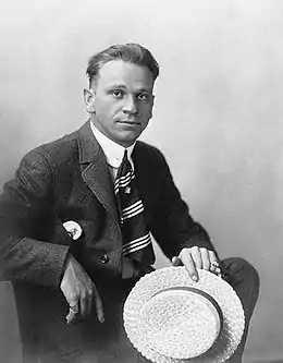 Wallace Beery.