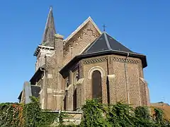 Vue arrière de l'église.