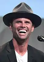 Walton Goggins interprète Chris Mannix, le Shérif.