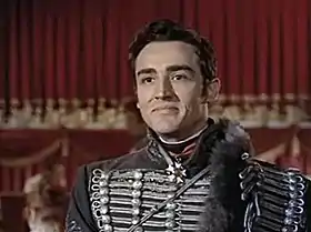 Vittorio Gassman dans le rôle d'Anatole Kouraguine dans l'adaptation au cinéma de 1956.