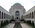 La façade du monument du mémorial