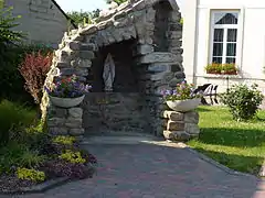 Réplique de la grotte de Lourdes.