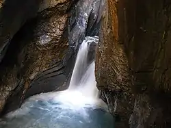 Une cascade dans les gorges de Rosenlaui.