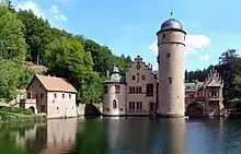 Le château de Mespelbrunn