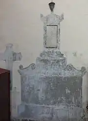 Tombe d'Oscar Lahure dans le cimetière de l'église Saint-Léger.