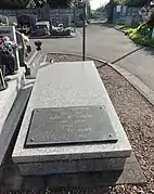 Tombe de Roger Miquet au cimetière Faidherbe.