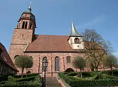 Église Saints Pierre et Paul.