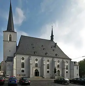 Église Saints-Pierre-et-Paul, vue du sud