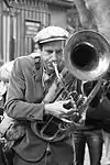 joueur de trombone pendant le festival