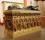 Son tombeau à la basilique Saint-Wendelin de Saint-Wendel.