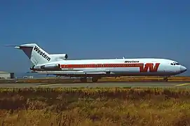 Boeing 727-200.