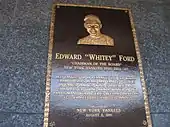 Plaque commémorative de Whitey Ford au Yankee Stadium
