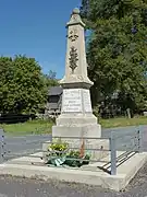 Le monument aux morts.