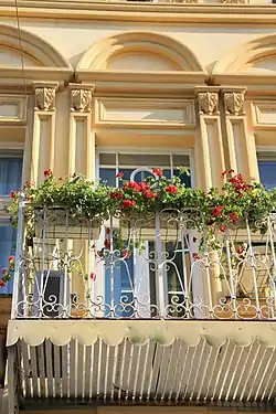 Détail du balcon.