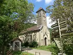 L'église de la Nativité-de-la-Sainte-Vierge.