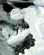 Plateforme de glace Wilkins et l'île Latady, au nord.