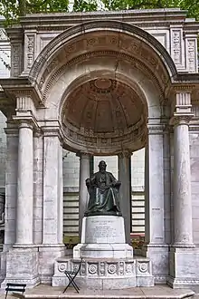 Statue de William Cullen Bryant dans le parc.