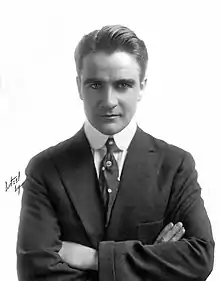 Description de l'image William Desmond (actor) 1925 by Witzel.jpg.