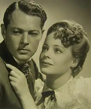 Avec William Henry, dans Jennie (1940, photo promotionnelle)