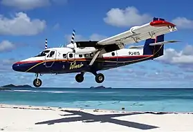 Un DHC-6-300 à l'atterrissage à Saint Barthélemy en 2011.