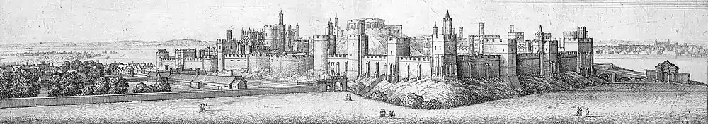 Gravure d'un château avec des murs de pierres jalonnés de tours carrées. Au centre, un donjon en pierre se trouve au sommet d'un monticule. Un long mur bas s'éloigne du château vers la gauche et présente une porte à proximité du château.