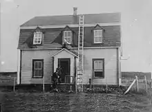 La station de télégraphe sans fil de Pointe-au-Père entre 1910 et 1915.