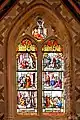 Le vitrail de la chapelle dédiée à Saint Quentin.