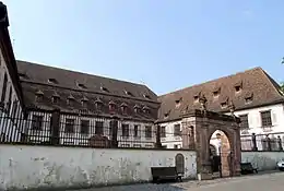 Hôpital Stanislasfaçades, toitures, escalier intérieur, cour d'honneur