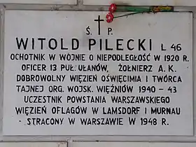 Plaque commémorative consacrée à Witold Pilecki à Varsovie.