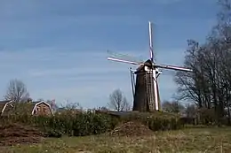 Wittebrink, le moulin : le Wittebrinkse Molen.