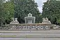 La fontaine à la lumière du jour