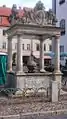 Fontaine sur la place de marché