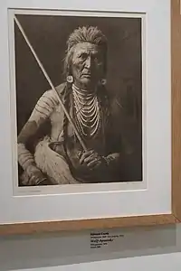 Edward S. Curtis, Wolf-Apsaroke (1908), héliogravure, 55,5 × 44,5 cm.