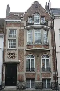 1923 : Woluwe-Saint-Lambert, rue Vergote 30 (anciennement no 14 à Schaerbeek), maison personnelle de l'architecte-ingénieur Eugène Van Dievoet.