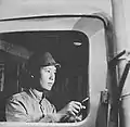 Conductrice japonaise au volant d'un camion pendant la Seconde Guerre mondiale.