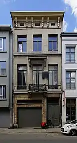 Anvers, Bredestraat 10. Demeure personnelle de l'architecte (1908 à 1914). Voir la plaque commémorative au premier étage.