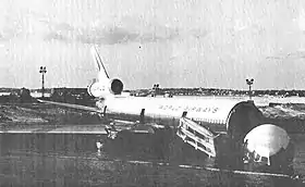 L'épave du DC-10 dans l'eau après l'accident.