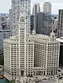 Le Wrigley Building s'inspire de la Renaissance française.