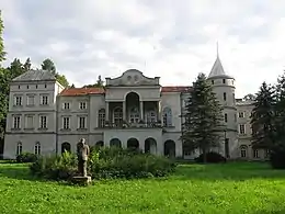 Palais à Wzdow