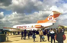 Vu trois quart arrière d'un Yak-40 en Russie en 1997.