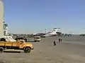 Ilyushin Il-76 sur le tarmac de l'aéroport de Iakoutsk