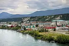 Whitehorse, au bord du fleuve Yukon